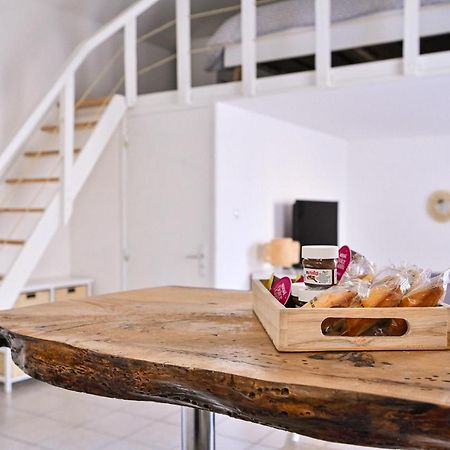Jolie Appartement Climatise ลาซิโอตาต์ ภายนอก รูปภาพ